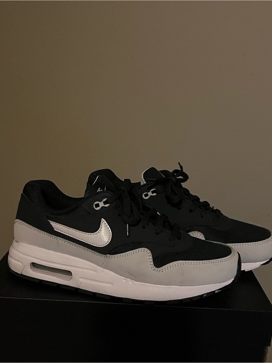 Nike Other - Big Kids Airmax Black and Gray Athletic Sneakers
